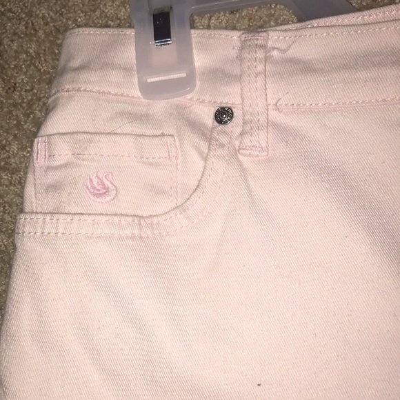 BOGO!! Pale Pink Bermuda Shorts/4 - Picture 7 of 10